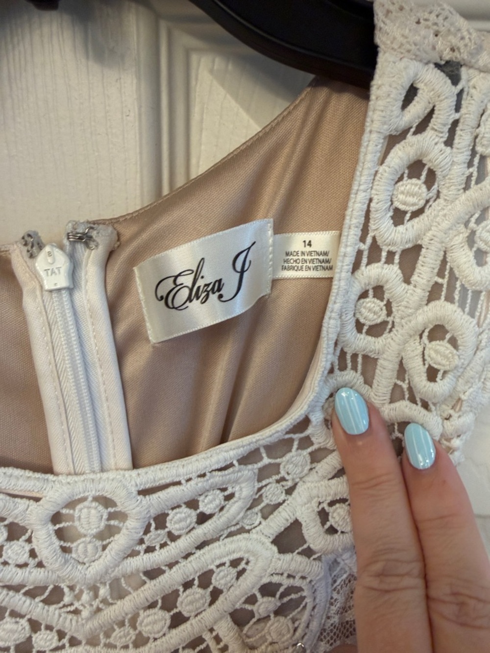 Eliza J. Women’s Cream Lace Sleeveless Lined Bohemian Maxi Dress - Picture 5 of 6